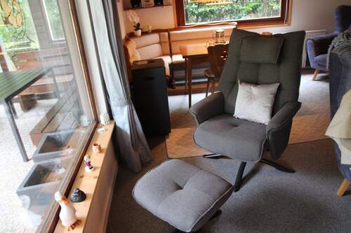 RELAXEN MIT BLICK IN DEN GARTEN - 