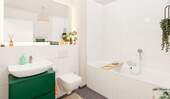 Badezimmer mit Badewanne - 