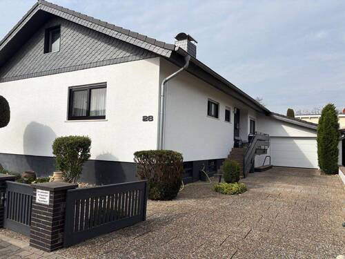 Bild 2 - 7 Zimmer Einfamilienhaus zum Kaufen in Trebur