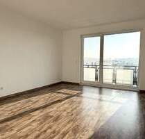 Bezugsfreie Wohnung mit 2 Balkone, Fußbodenheizung und Stellplatz in Finowfurt - Schorfheide