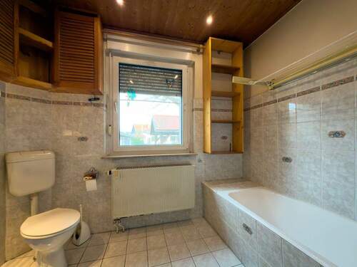 Bad im Erdgeschoss - 