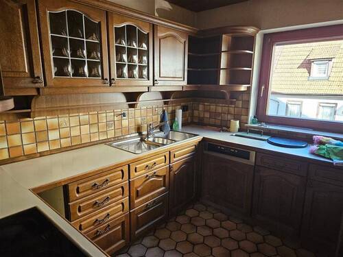 Küche - 5 Zimmer Mehrfamilienhaus, Wohnhaus in Herbrechtingen