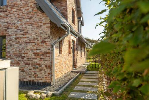 Bild 2 - 5 Zimmer Doppelhaushälfte zum Kaufen in Sylt