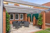 lichtdurchflutete Terrasse - 