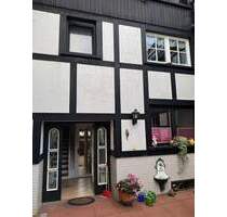 Charmantes Fachwerkhaus mit Einliegerwohnung und Sonnenterrasse in Remagen-Oberwinter