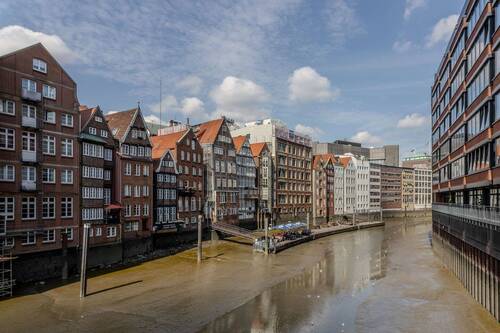 Gebäudeansicht Fleetseite - 3 Zimmer Büro zur Miete in Hamburg