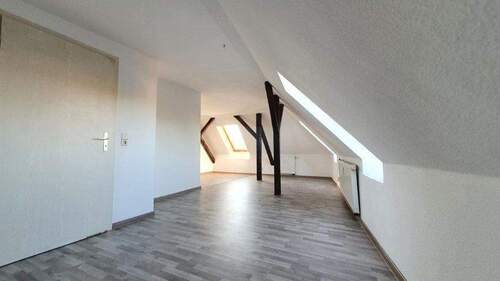 20221007_084217 (Klein) - kleine 1- RWE im Dachgeschoss - Maisonette - mit Blick ins Zittauer Gebirge !