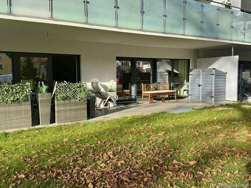 Garten - Wohnen Am Park - 3,5 Zimmerwohnung im EG mit eigenem Garten und überdachter Terrasse