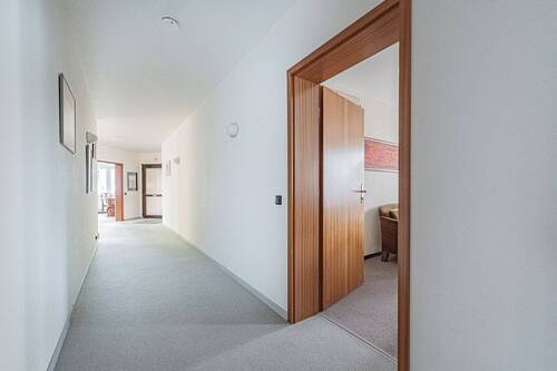 Flur - Gegenansicht.jpg - 