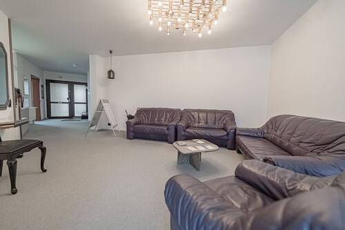 Flur - Wartebereich 4.jpg - 