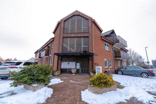 Aussenansicht.jpg - Büro mit 200,00 m&sup2; in Barsinghausen zur Miete