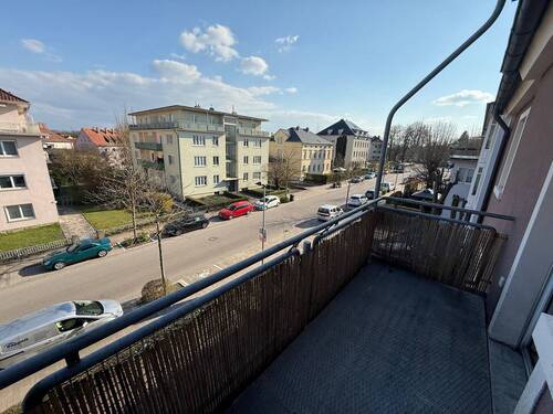 Balkon.jpg - 2 Zimmer Etagenwohnung zur Miete in Kitzingen