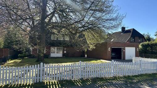 Ansicht - Einfamilienhaus direkt am Wald in Holm-Seppensen - 1.102 m² Grundstück, ruhige Toplage nahe Hamburg