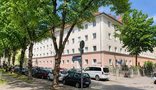 Schäringer Haus 2 - Charmante 4-Zi.-Altbauwohnung mit Fischgrätparkett, 2 Bädern, Hobbyraum nähe Hirschgarten