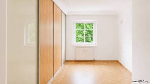 Schäringer Zimmer 3 - 4 Zimmer Etagenwohnung in München