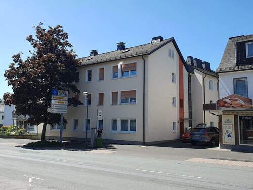 Hausansicht - Ab sofort! - Single-Pendler-Studentenwohnung zentrumsnah