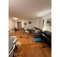 JUNGE und GROßZÜGIGE 3-Zimmer-Whg. - Nahe Pegnitzgrund und - Fürth Nordstadt JUNGE und GROßZÜGIGE 3-Zimmer-Whg. - Nahe Pegnitzgrund und - Fürth Nordstadt