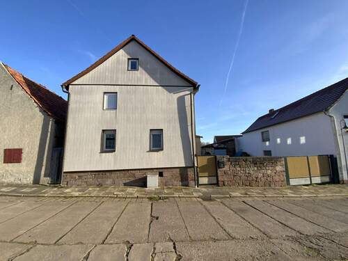 Vorderansicht - 4 Zimmer Einfamilienhaus zum Kaufen in Kyffhäuserland