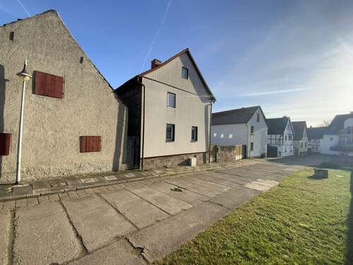 Straßenansicht - 4 Zimmer Einfamilienhaus in Kyffhäuserland