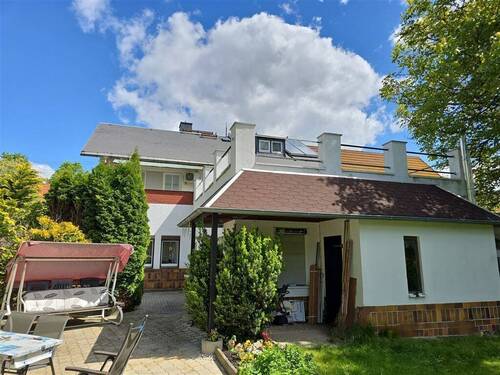Ansicht Garten - 9 Zimmer Einfamilienhaus zum Kaufen in Remse bei Glauchau