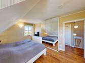 Zimmer 3 - 