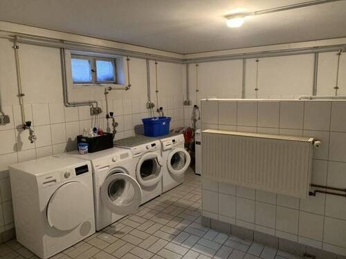 Waschmaschnenraum - 