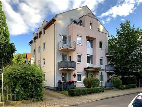Straßenfront - 