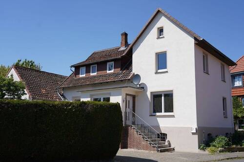 großzügiges EFH in Schwicheldt - * Einfamilienhaus mit großzügigem Außenbereich * - in zentraler Wohnlage von Schwicheldt