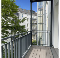 Wilmersdorf: 2-Zimmer-Altbau, 64m², mit 2 Balkonen, Stuck & hohen Decken – stilvolles Wohnen im sanierten Gründerzeithaus nahe Bundesplatz & Volkspark - Berlin