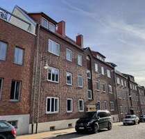 Sanierte Erdgeschosswohnung, neue EBK und Duschbad, sehr hell und ruhig - Schwerin Feldstadt