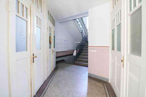 Eingangsbereich - 2 Zimmer Einfamilienhaus in Chemnitz