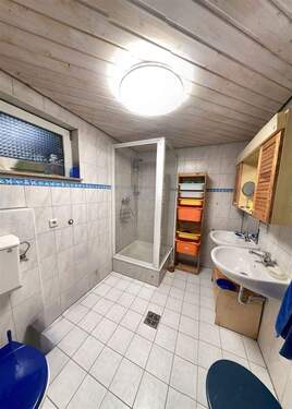 Dusche UG Gästehaus - 