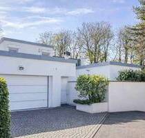 Exklusives großes Architektenhaus mit Einliegerwohnung u. Büro in ruhiger Waldrandlage - Erkrath Hochdahl