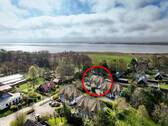 Luftbildaufnahme mit Blick zum Bodden - 