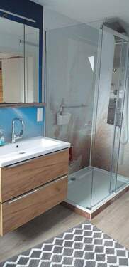 Gästebad OG - Doppelhaushälfte kernsaniert - 269.000,00&nbsp;EUR Kaufpreis, ca.&nbsp; 90,00&nbsp;m&sup2;&nbsp;Wohnfl&auml;che