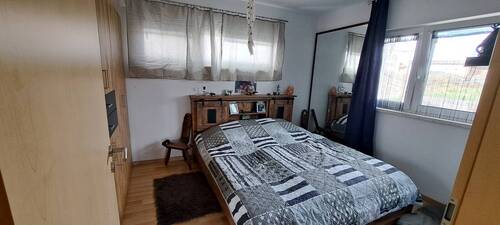 Schlafzimmer .jpg - Mehrfamilienhaus, Wohnhaus mit 131,00 m&sup2; in Wald zum Kaufen