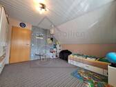 Schlafzimmer II OG - 