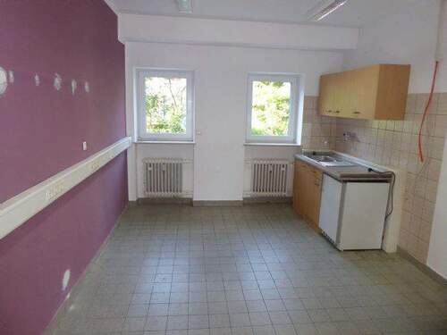 Büro/Lager - 