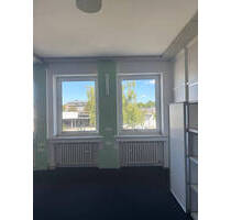 Büroräume in Köln-Ehrenfeld - 20-28 m², 4-6 Arbeitsplätze - All-in-Miete