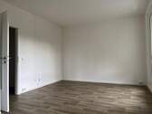 Wohnzimmer - Etagenwohnung mit 66,50 m² in Halle (Saale) zur Miete
