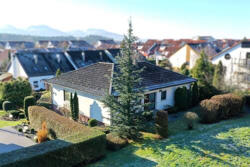 Außenansicht - 4 Zimmer Bungalow zum Kaufen in Balingen