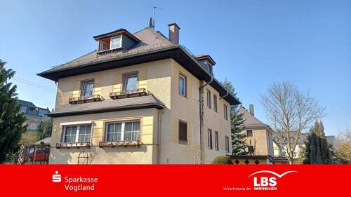 Vorderansicht - Genügend Platz für Alle !! - 199.000,00&nbsp;EUR Kaufpreis, ca.&nbsp; 162,00&nbsp;m&sup2;&nbsp;Wohnfl&auml;che