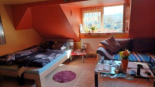 Wohn/Schlafzimmer DG - 