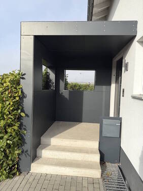 Zugang Hauptwohnung - 