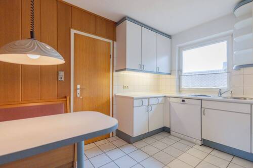 Küche mit Essplatz - 