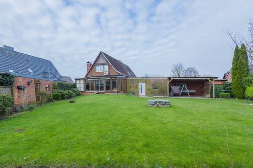 Hausansicht aus dem Garten - 