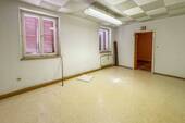 EG Büro 1 - 1 Zimmer Mehrfamilienhaus, Wohnhaus in Hilpoltstein