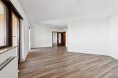 Titelbild - Attraktiv vermietete 2-ZW im 2. OG mit Aufzug, Balkon und TG-Stellplatz