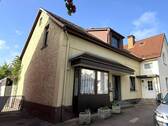 Seitenansicht - 7 Zimmer Einfamilienhaus zum Kaufen in Barntrup