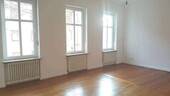 Wohnbereich andere Seite - 5 Zimmer Etagenwohnung in Saarbrücken